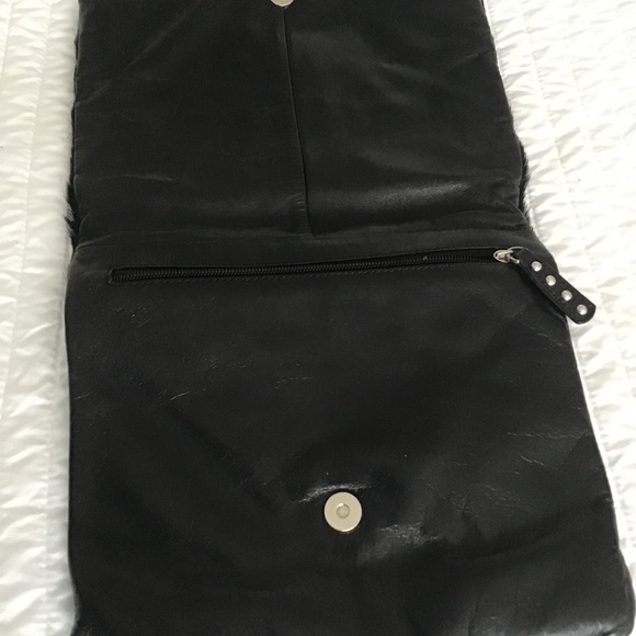 DX Touch Cowhide Italian Black Leather with Swarovski Crystals - Picture 5 of 6